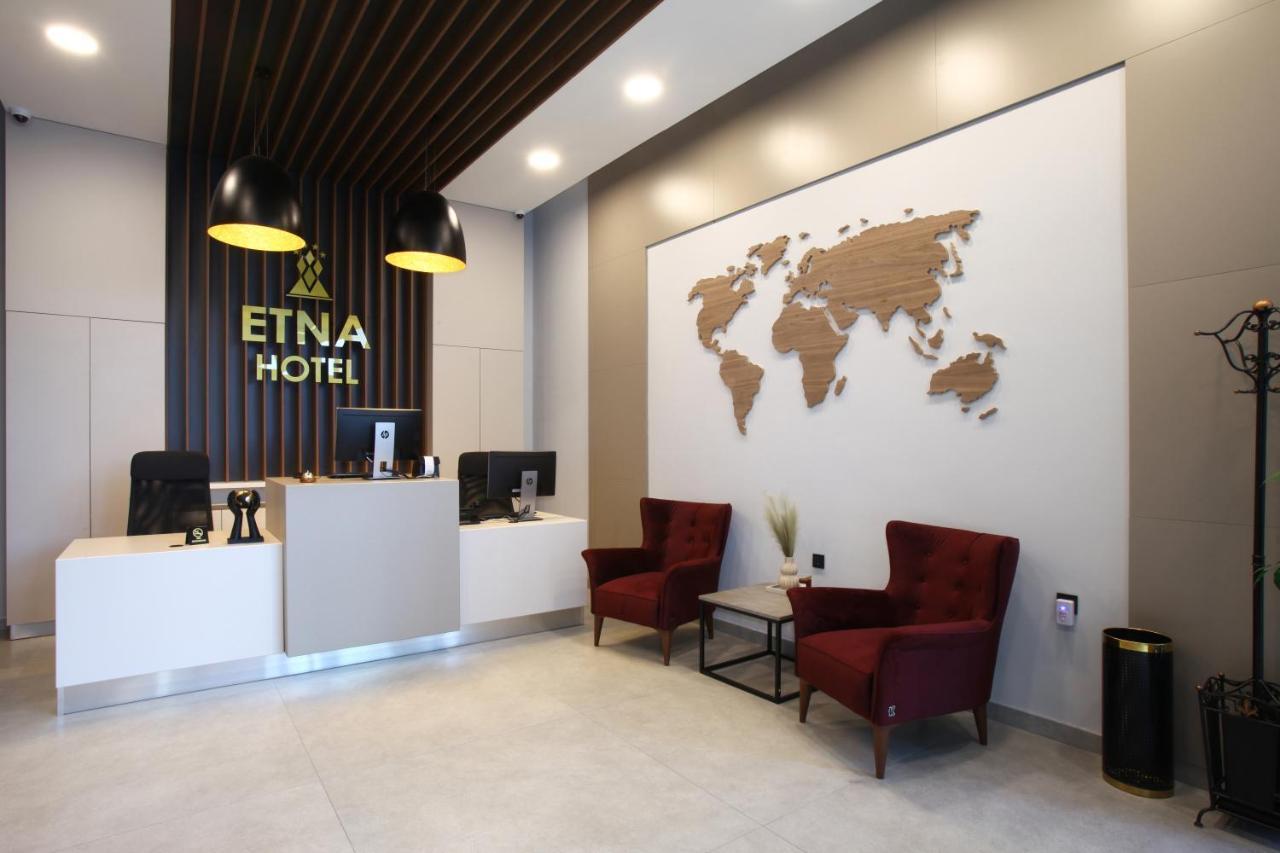 Hotel Etna Gracanica  Buitenkant foto